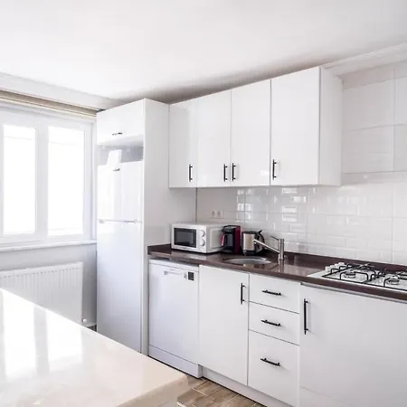 Appartamento Flat W Balcony 10 Min To Uskudar Coast