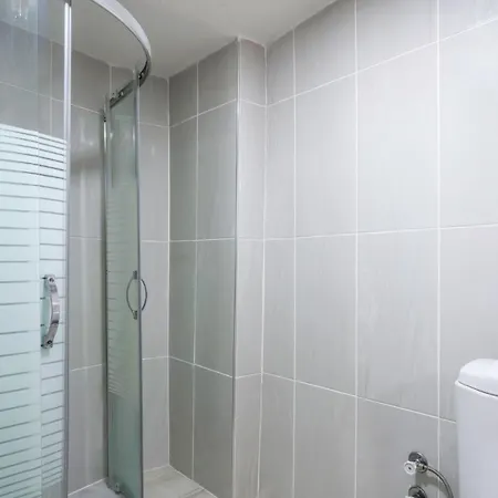 Flat W Balcony 10 Min To Uskudar Coast * Provincia di Istanbul